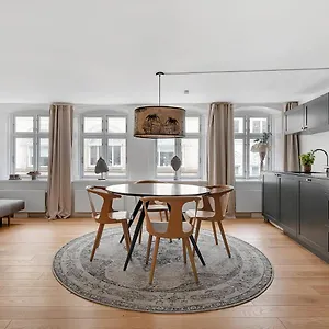  Apartment Sanders Regent - Endearing One-bedroom Near Square